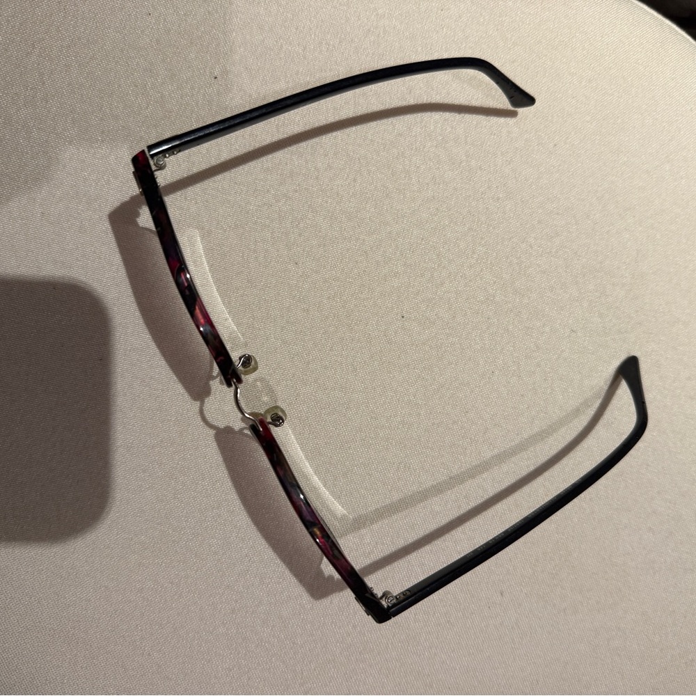 Ray-Ban Clubmaster Sunglasses with Black and Pink Frame - Picture 6 of 9